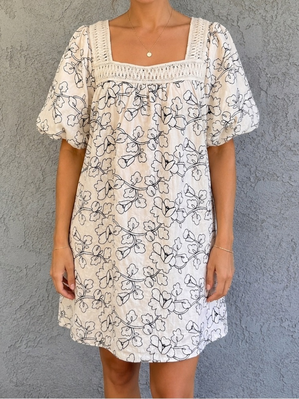 Kindred Embroidered Boho Dress Crochet Neck Size Large